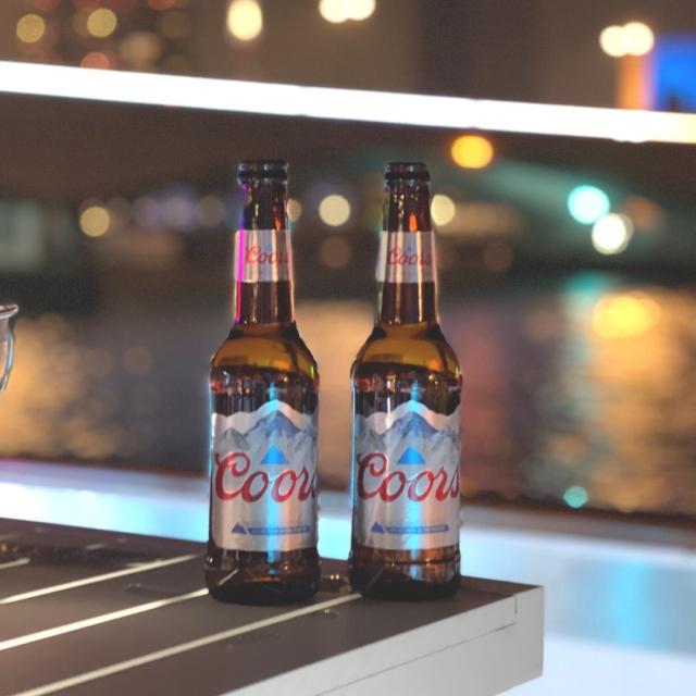 Twinning on the Thames 🍺

Mountain cold refreshment wherever you are 🏔 

#London #Coors #Beer