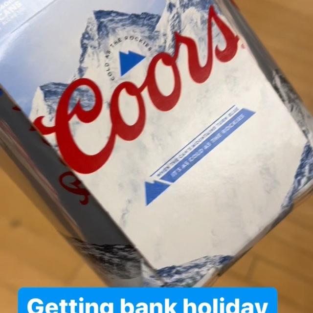 We know when Coors is ready to drink this bank holiday weekend, do you? 😏⛰️

When the mountains turn blue, of Coors 😉

#Coors #MountainCold #Blue #BeerTime #BankHoliday

Please Drink Responsibly. Brewed in the UK.