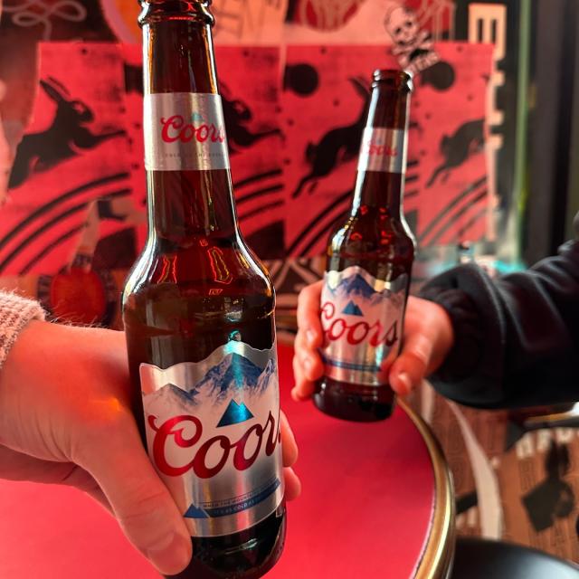 Bank holiday weekends spent sipping a fresh mountain cold Coors with the squad 🏔️ 🍻

#Coors #KeepItFresh

Please Drink Responsibly.
Brewed In the UK.